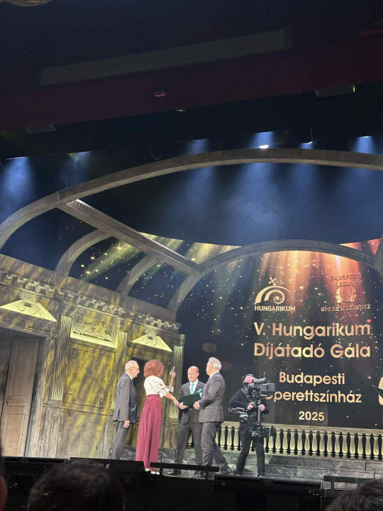 90a3a510-877c-4b30-9721-425aa81c9fc6