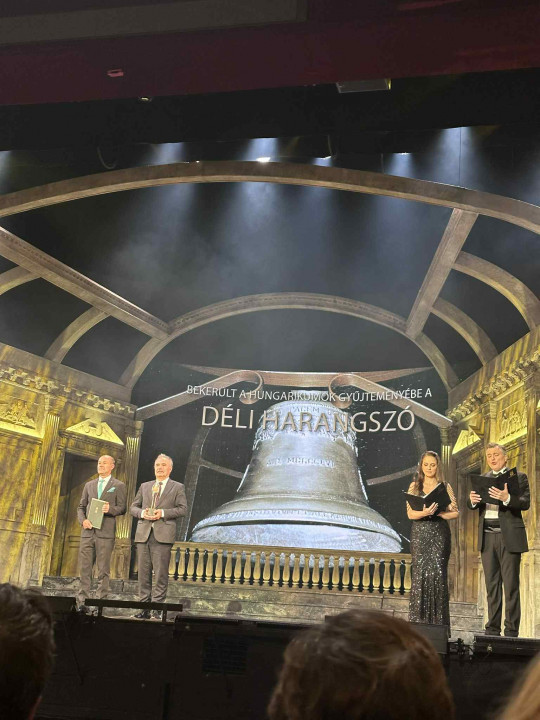 af9cdb9d-9bb0-4af5-bca1-6bc6e3ceabb5